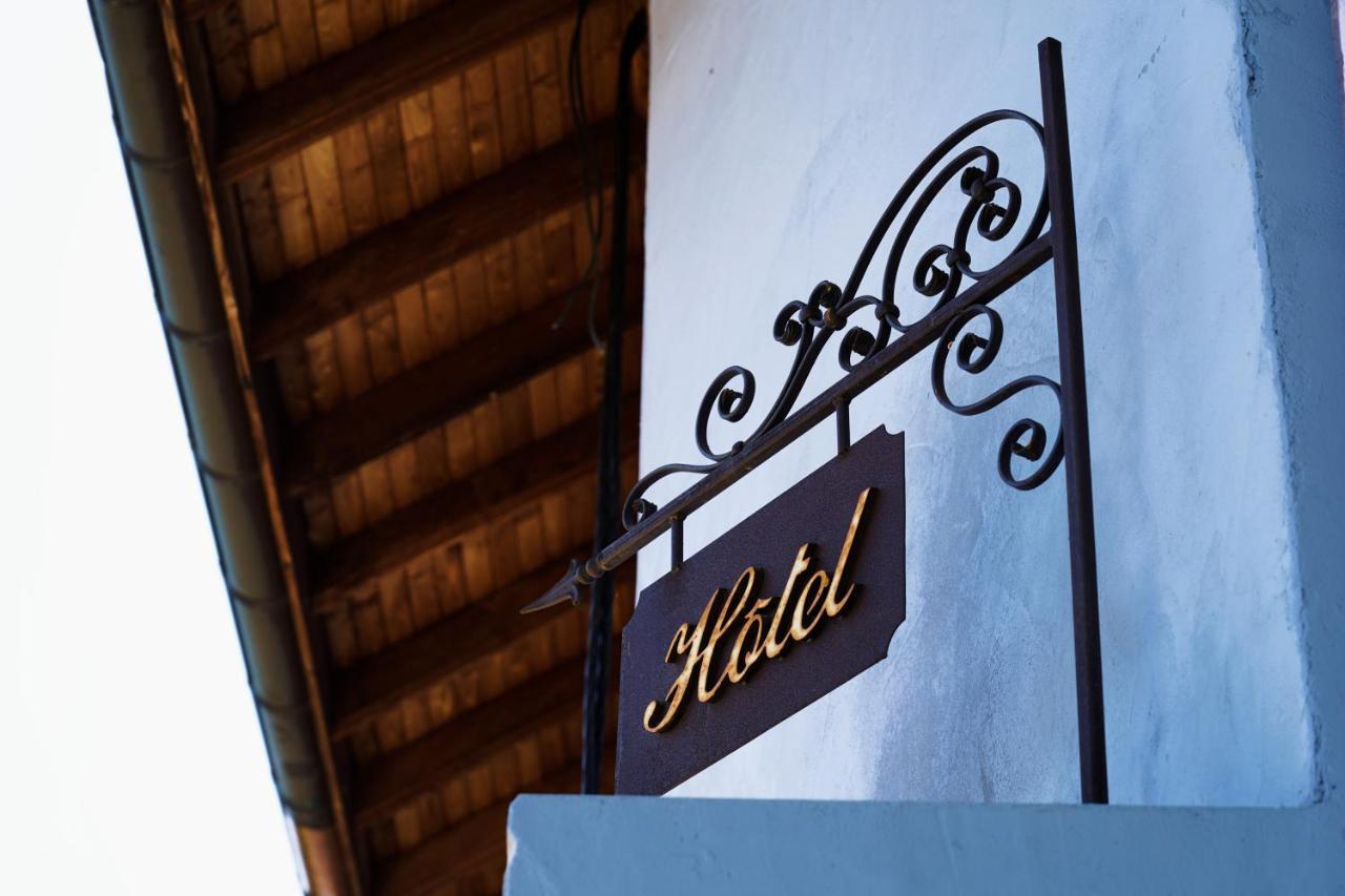 Hotel Le Mouton Bleu Talloires Exterior photo